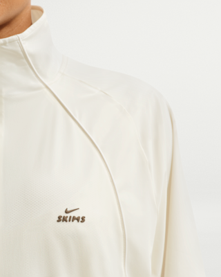 NikeSKIMS Stretch Nylon Women's Oversized Jacket. Nike.com